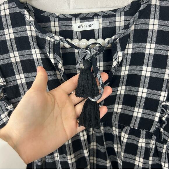 Day & Moon Red Dress Boutique Pinky Promise Black Plaid Dress Size L - Picture 5 of 11